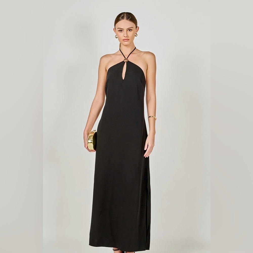 Endless Rose Elegant Black Strapless Gown
Brand new with tags!